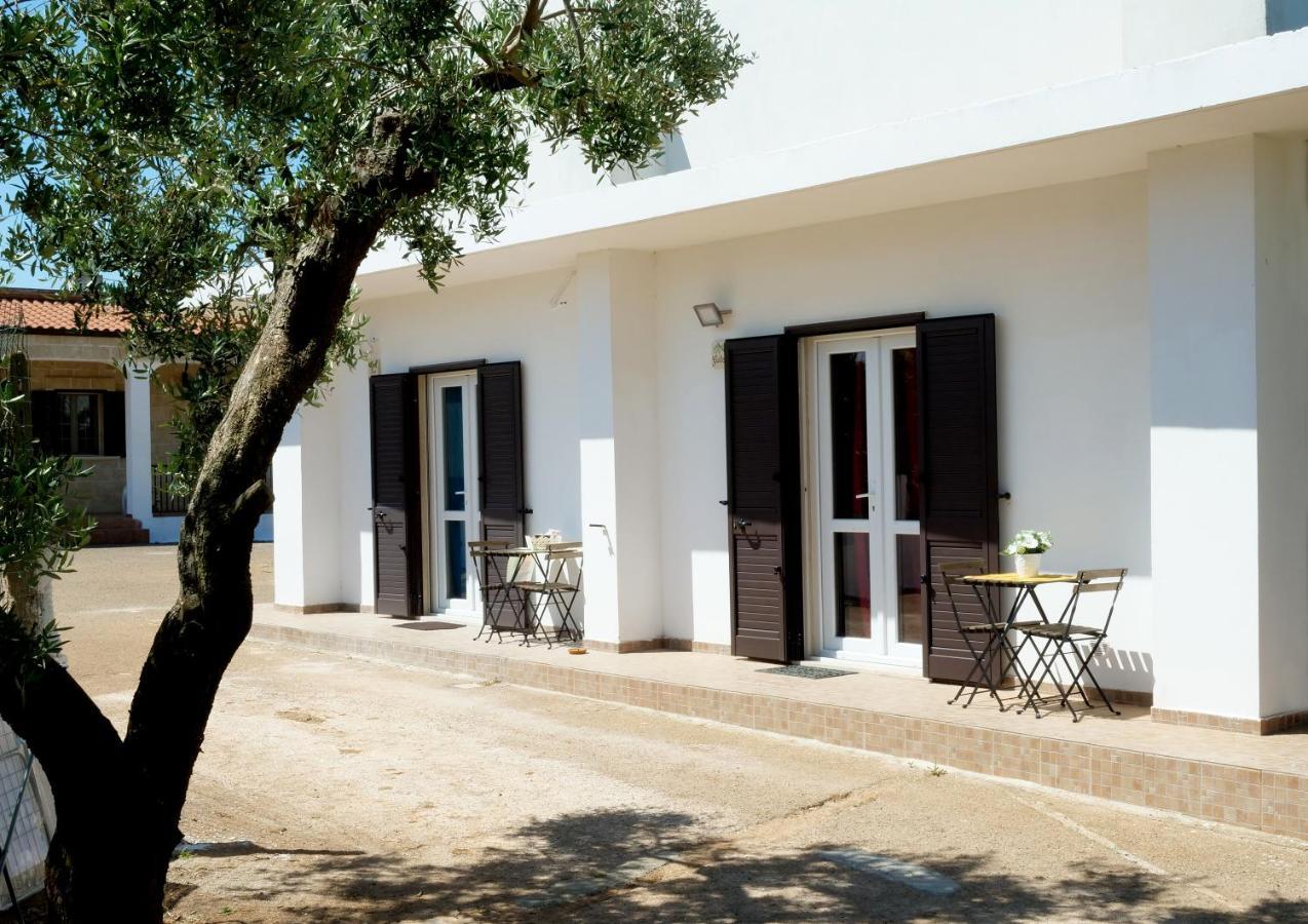 Alloggi In Villa Potenza A Pochi Minuti Da Gallipoli ガラトーネ エクステリア 写真